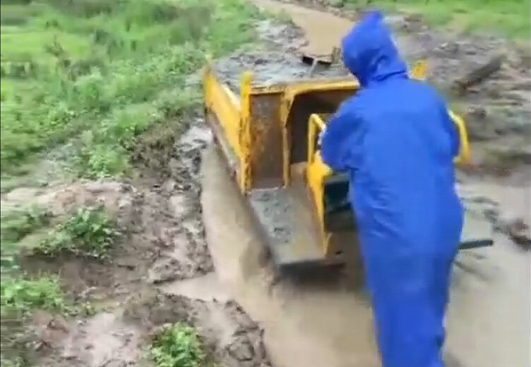 履带运输车施工案例