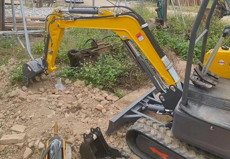 挖掘机施工案例