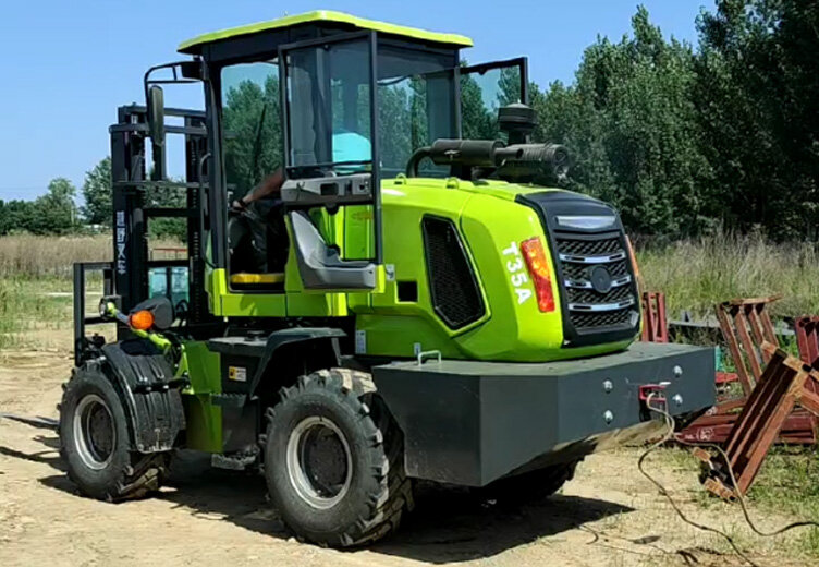 越野叉车施工案例